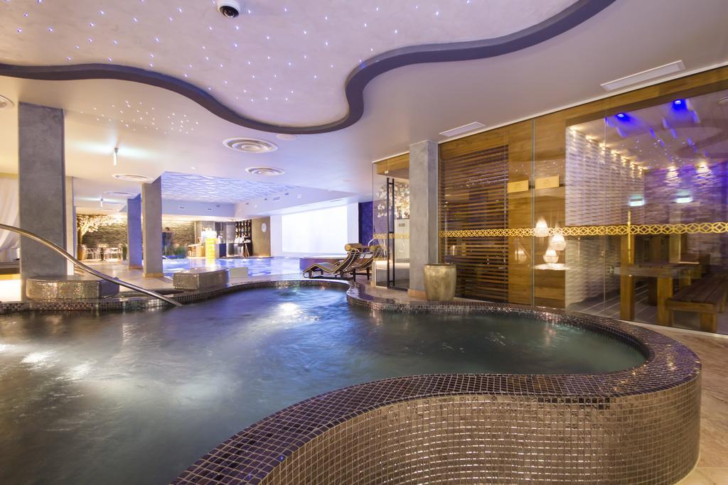 Double or Twin Room with Exclusive SPA18+ Access