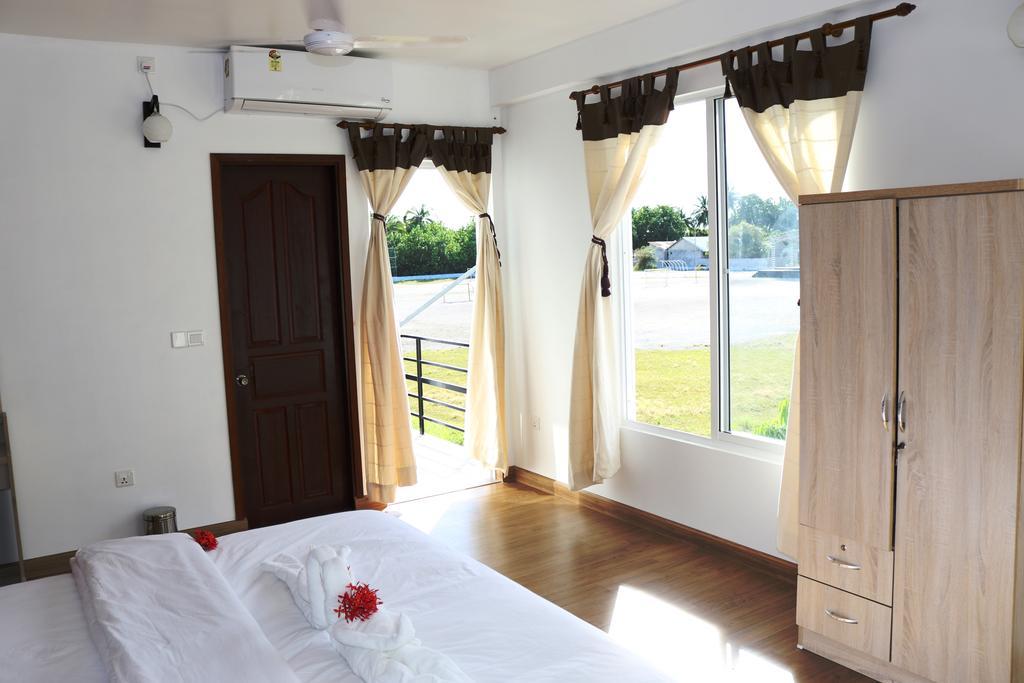 Triple Room with Balcony