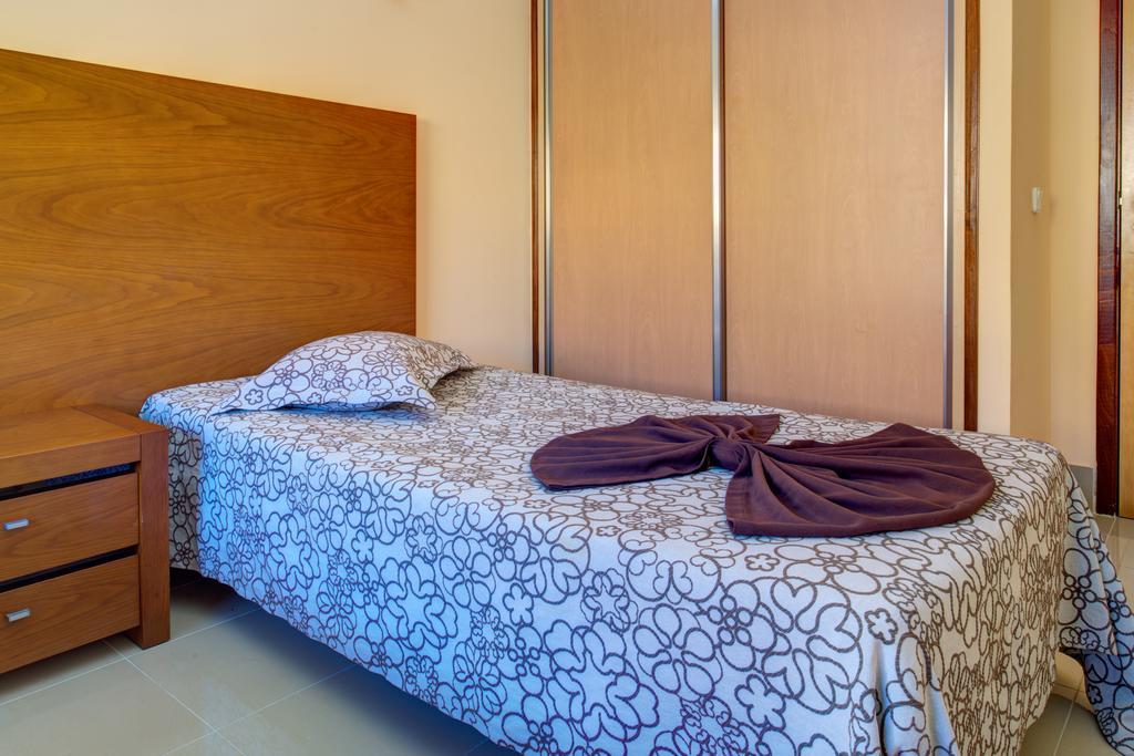 One-Bedroom Apartment (2 People)
