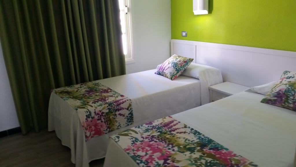 One-Bedroom Bungalow