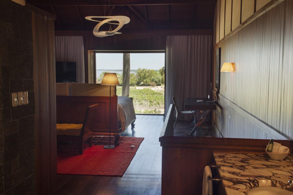 Premium Bi Level Suite