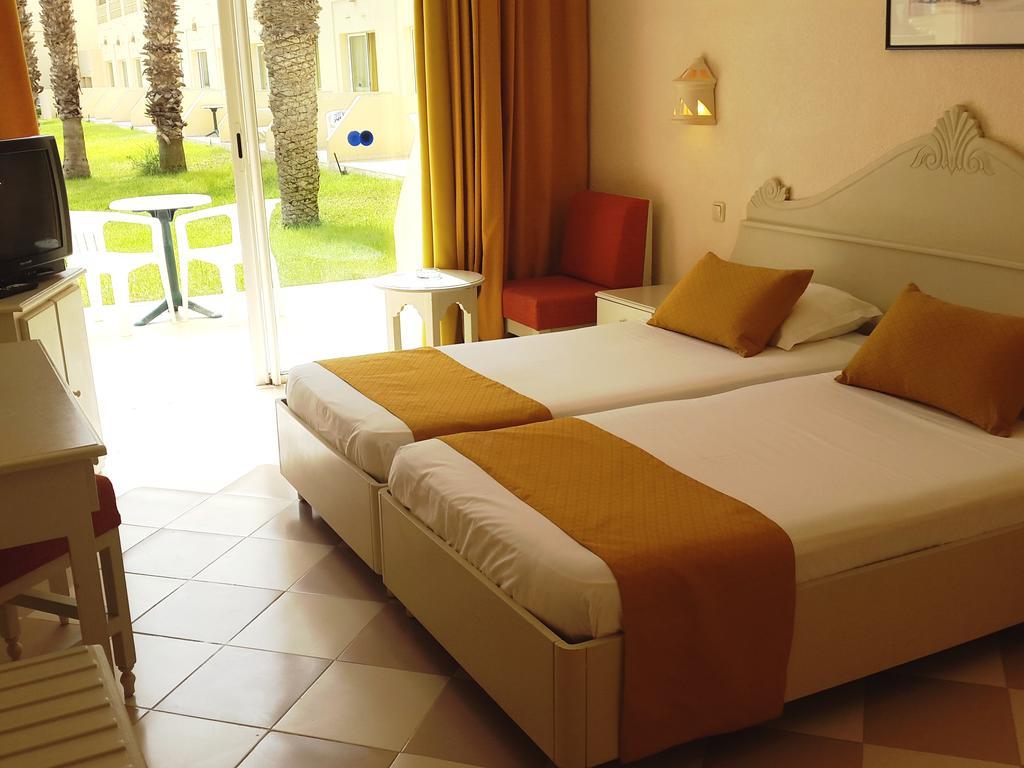 Single Room with Garden View