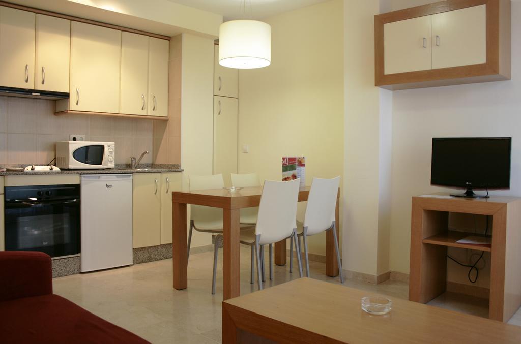 Standard One-Bedroom Apartment (2 Adults)