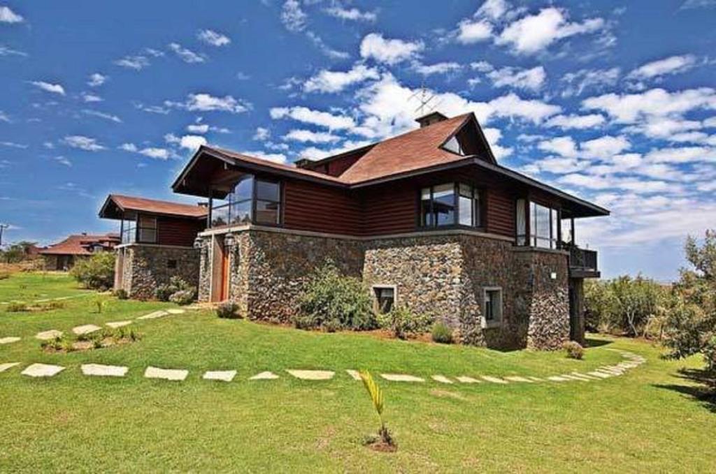 Twin Villa
