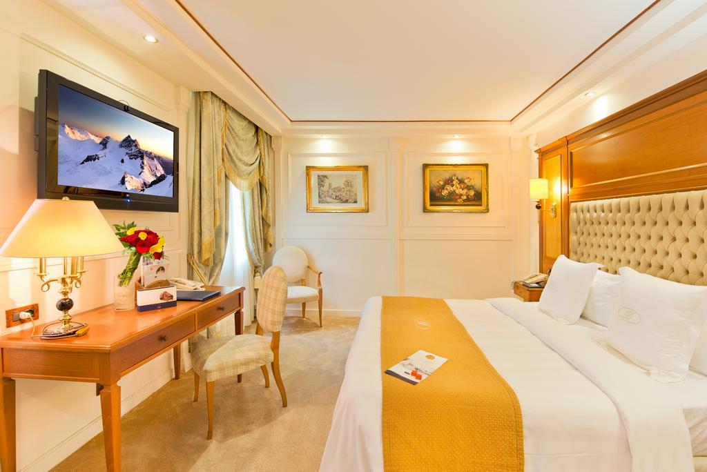 Classic Double or Twin Room