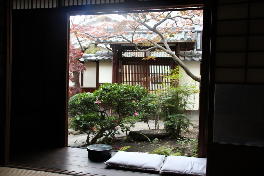 Japanese-Style Triple Room with Shared Bathroom