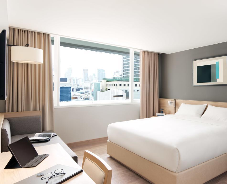 Deluxe King Room - Weekly Rate