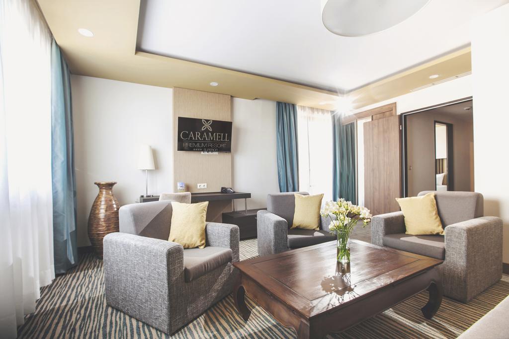 Deluxe Suite with Balcony