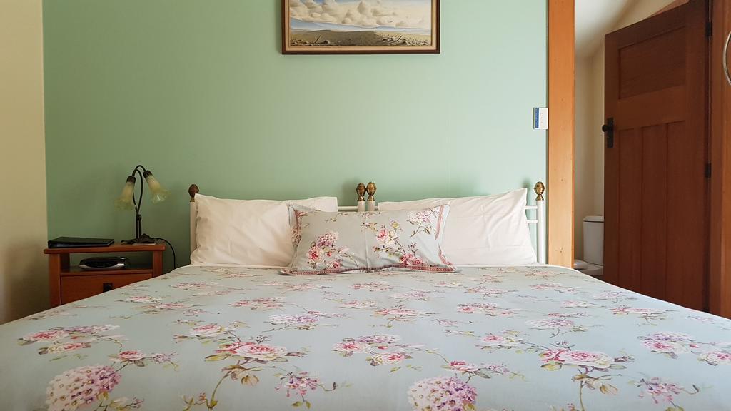 King Room with Courtyard