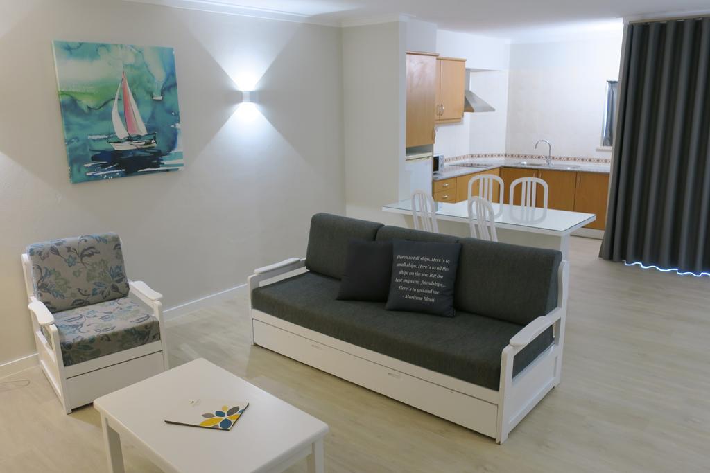 One-Bedroom Apartment with Pool View