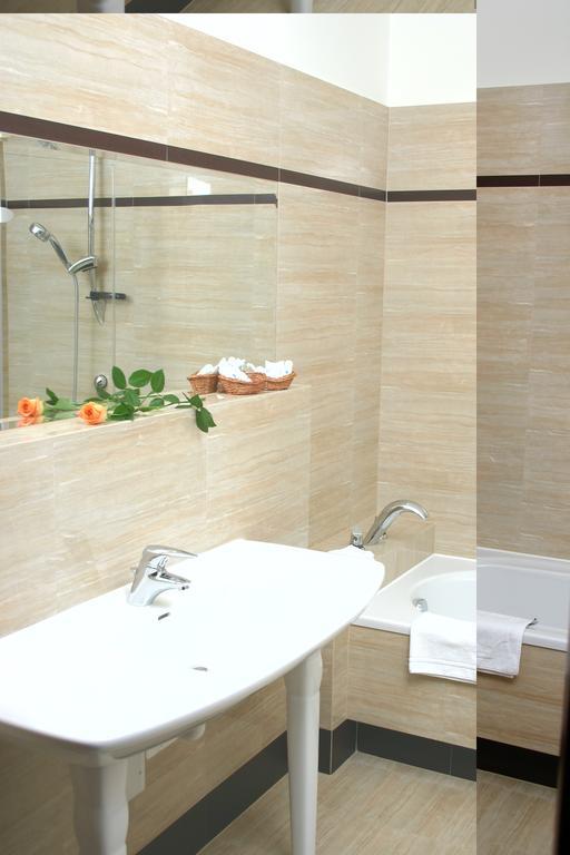 Superior Double Room with Sofa