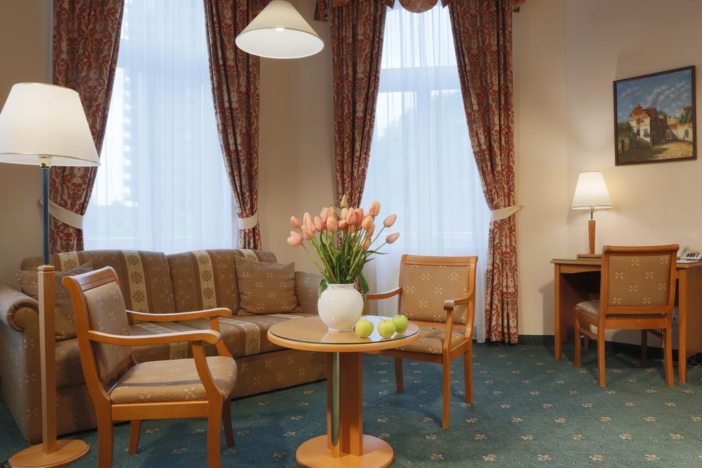 Special Offer - Suite with Spa treatments and Full Board