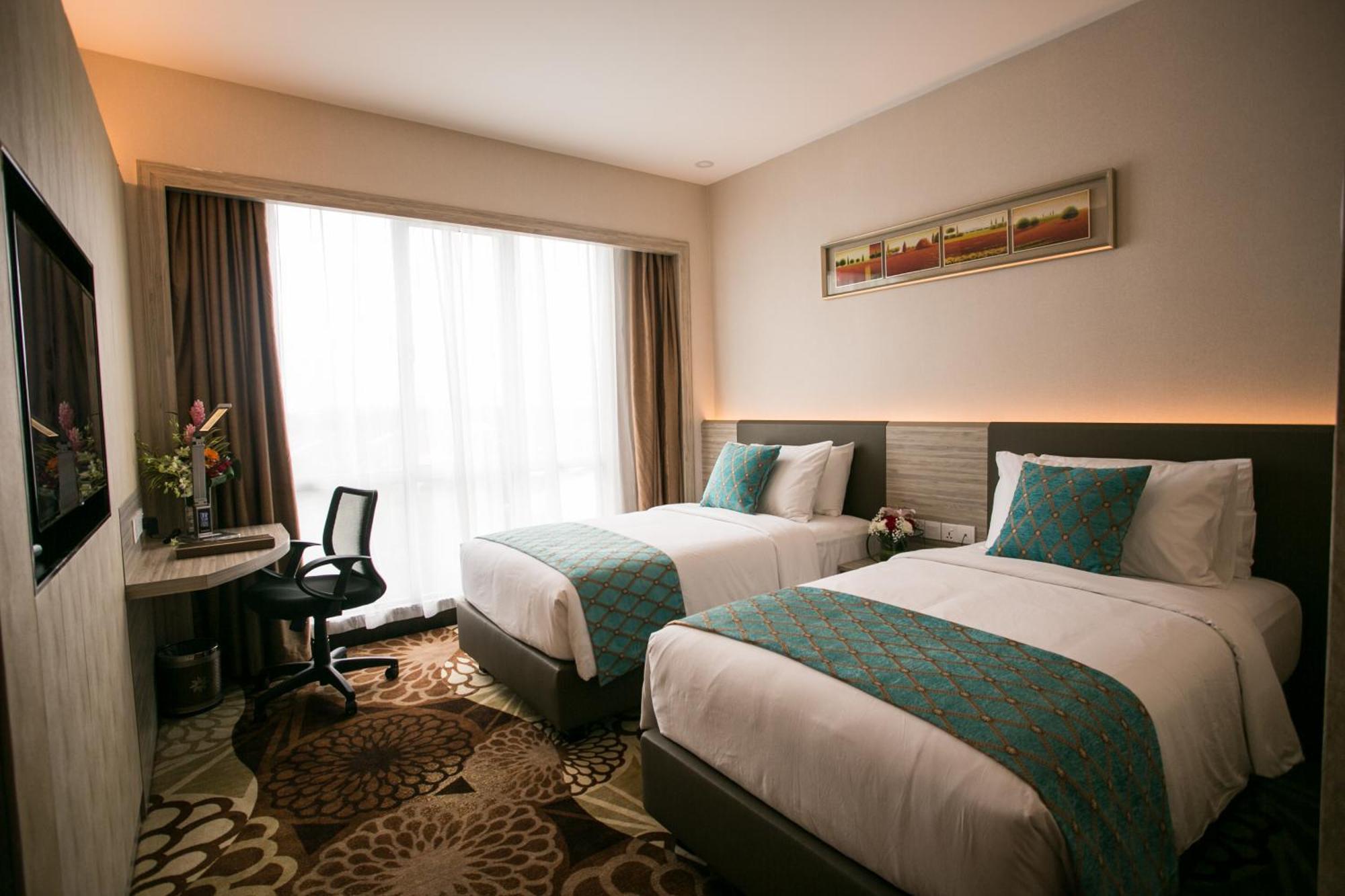 Deluxe Twin Room