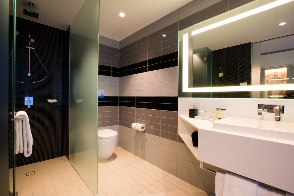 Deluxe Executive King Room - Accessible