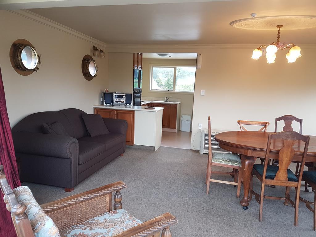 Captains unit - Front Balcony