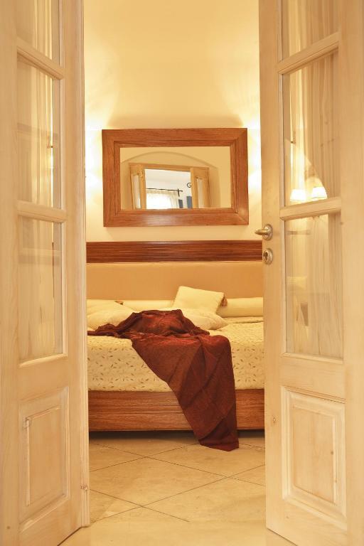 Superior One-Bedroom Suite with Hot Tub