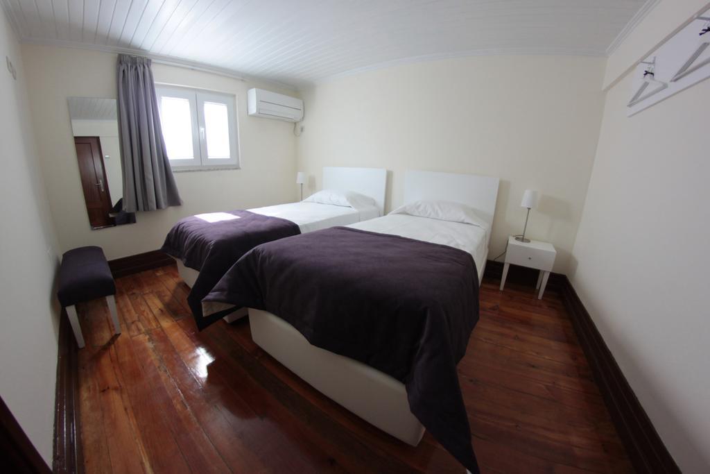 Standard Twin Room with Shared Bathroom