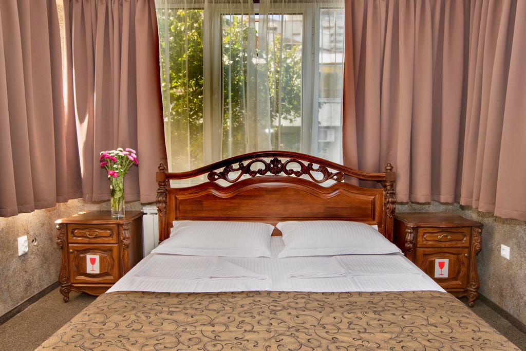 Suite with City View