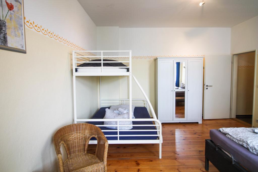Apartment (3 Adults)