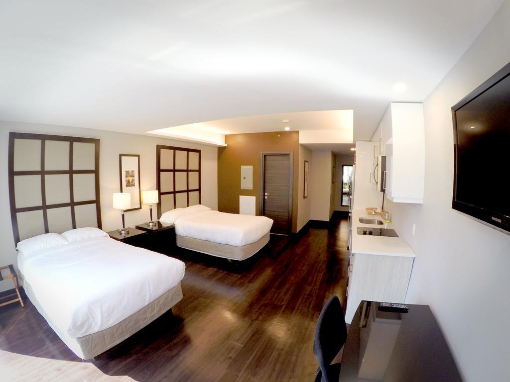 Two King Bed Studio