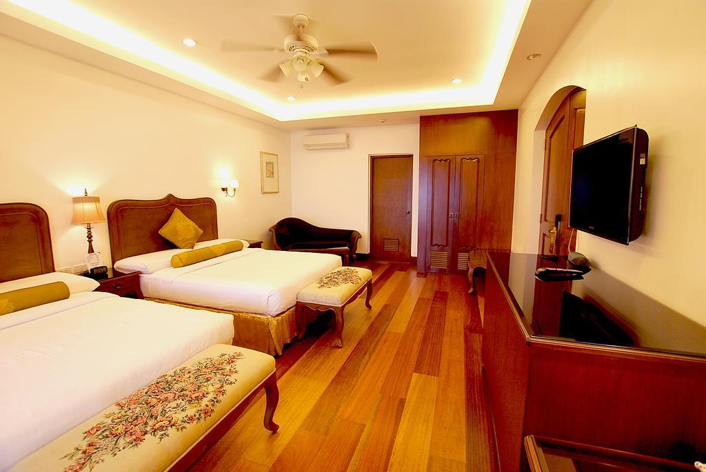 Double or Twin Room with View