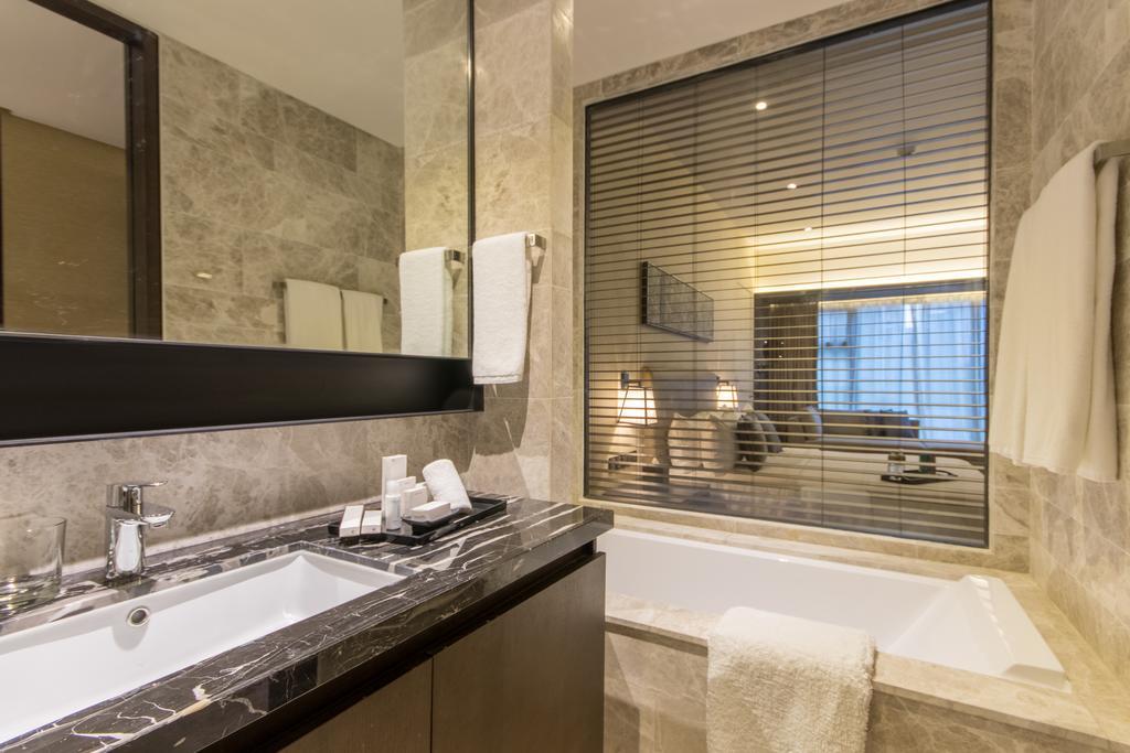 Premier Suite