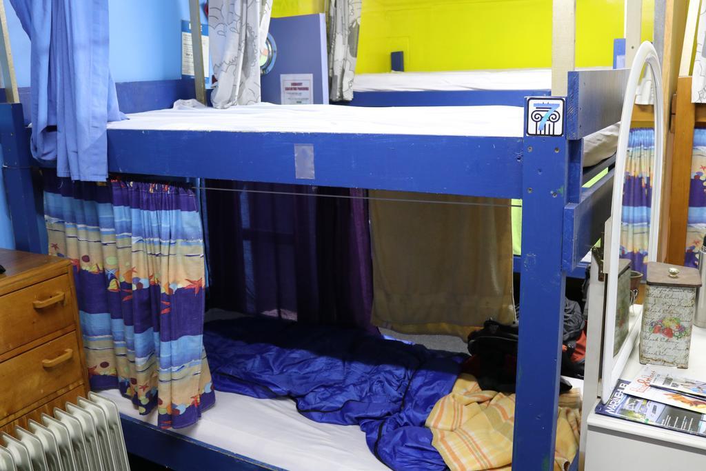 Bunk Bed in Mixed Dormitory Room without bedding