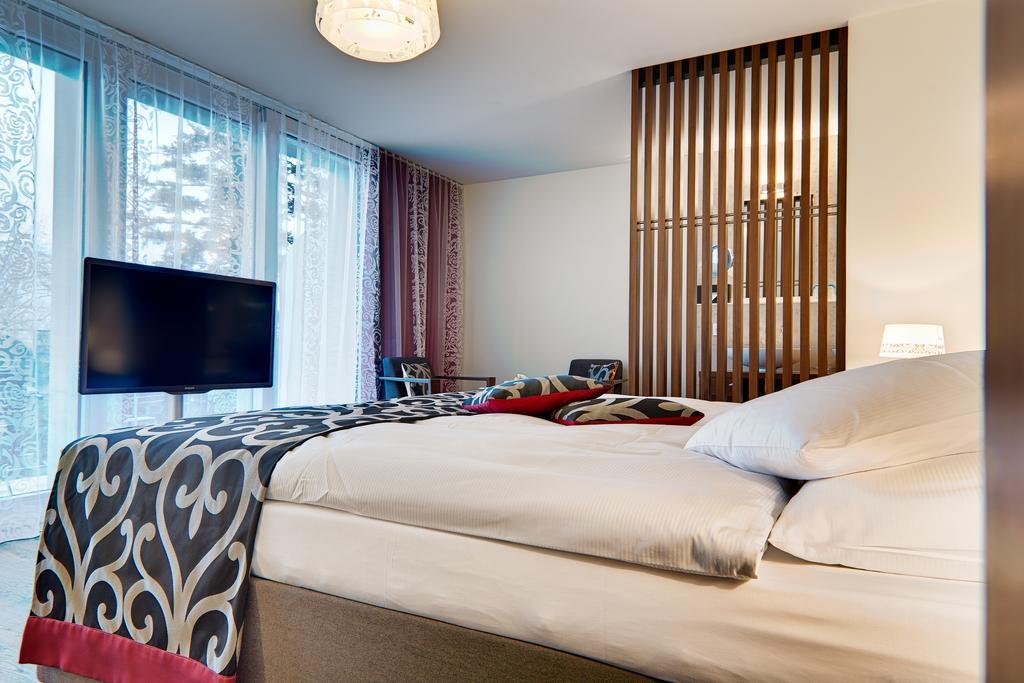 Panorama Double Room with Lake View