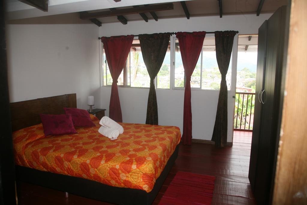Private Double - Shared Bathroom - Balcony