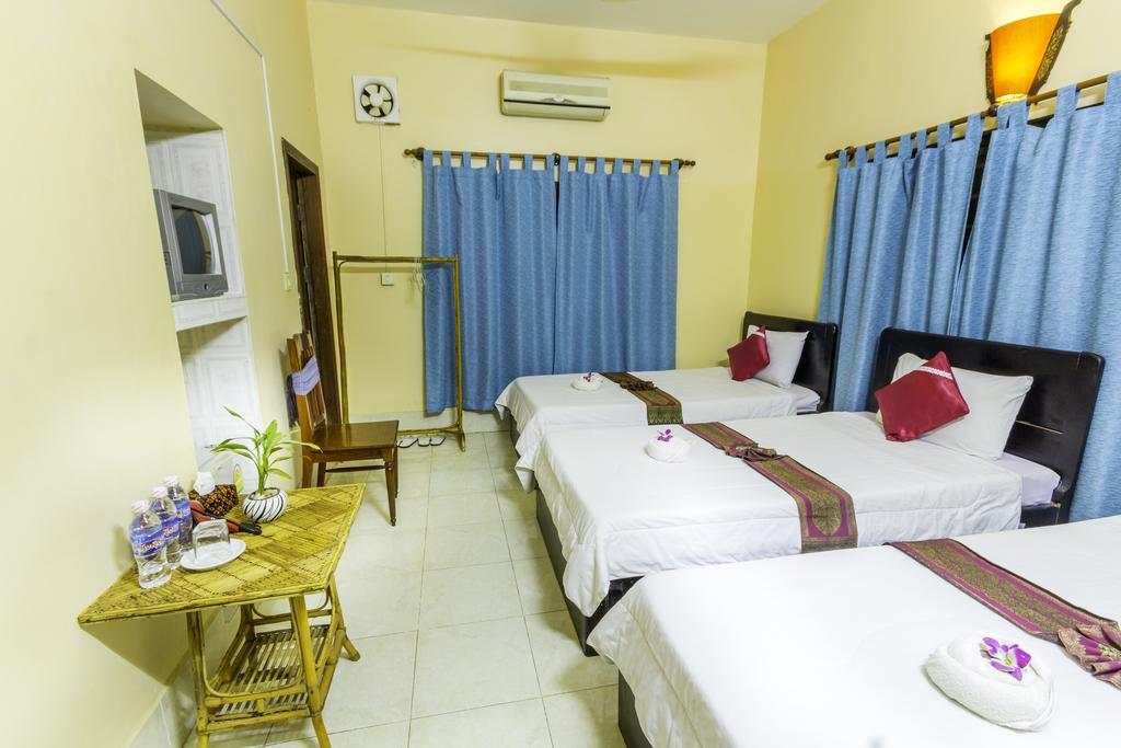 Triple Room with Fan