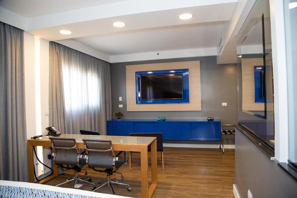 King Suite with Spa Bath