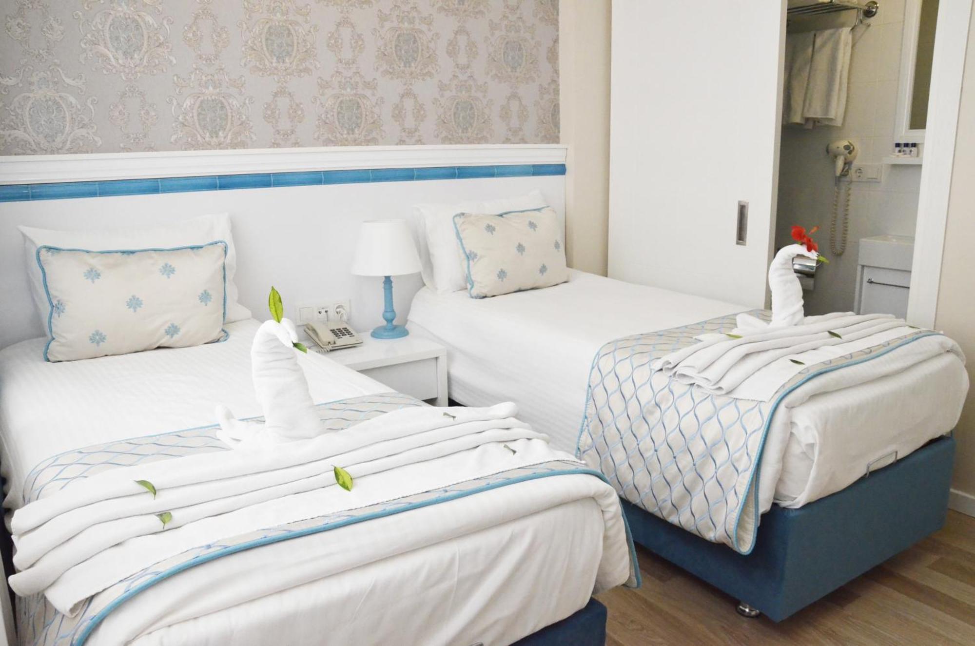 Economy Twin Room