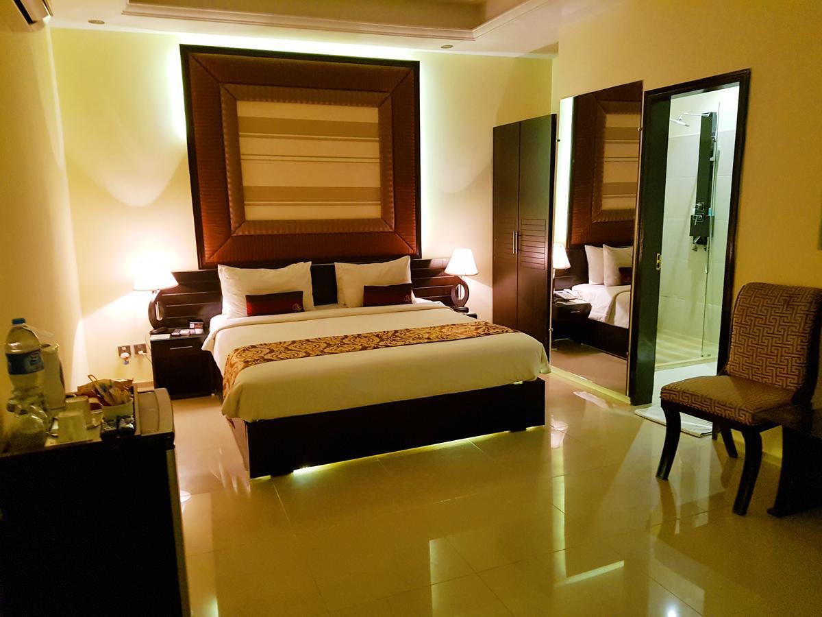 Deluxe Single Room