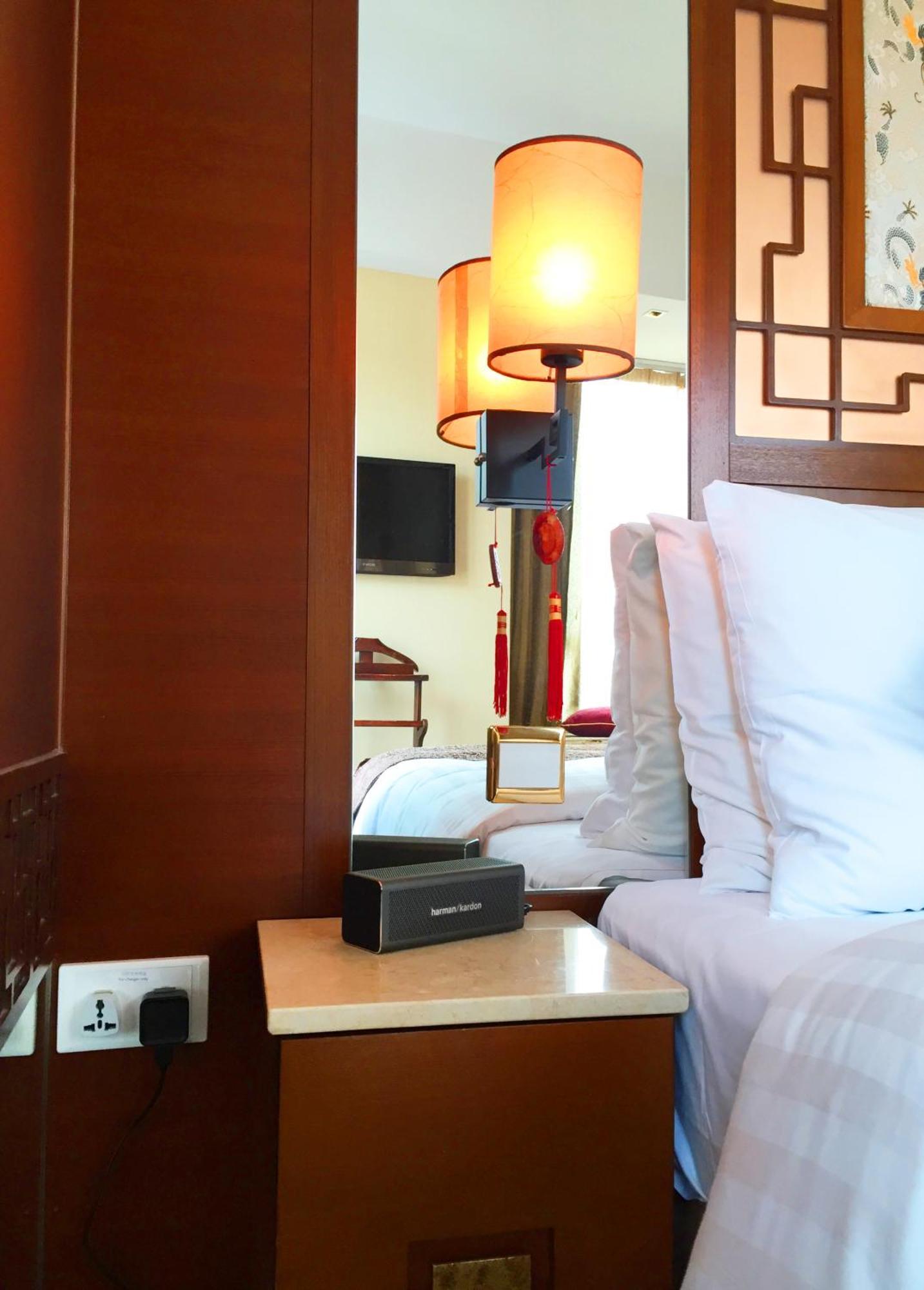 Deluxe Harbor View Triple Room