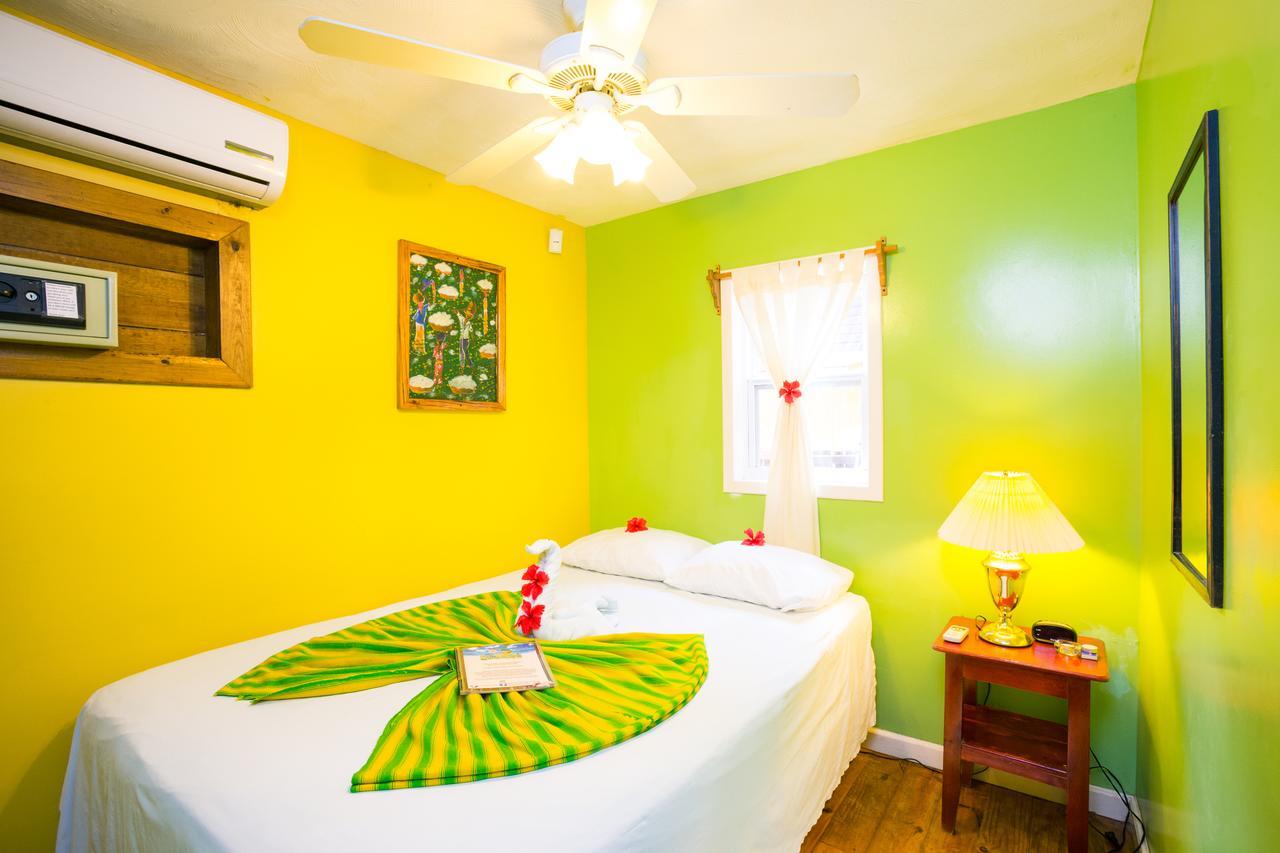 Superior Queen Room with extra bed 19-20