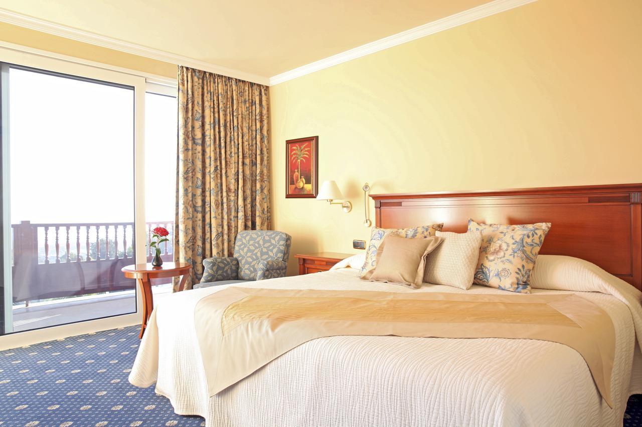 King Suite with Sea View