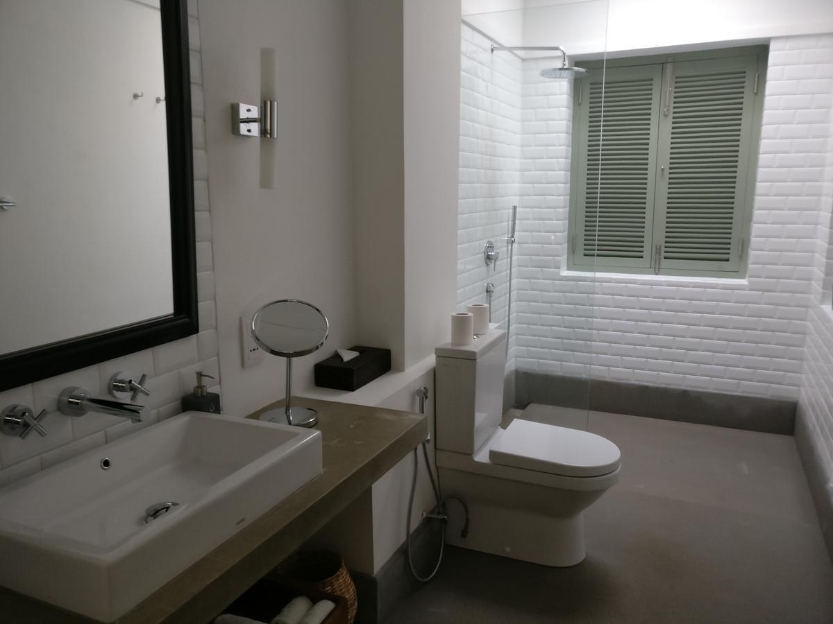 Twin Banyan Bedroom