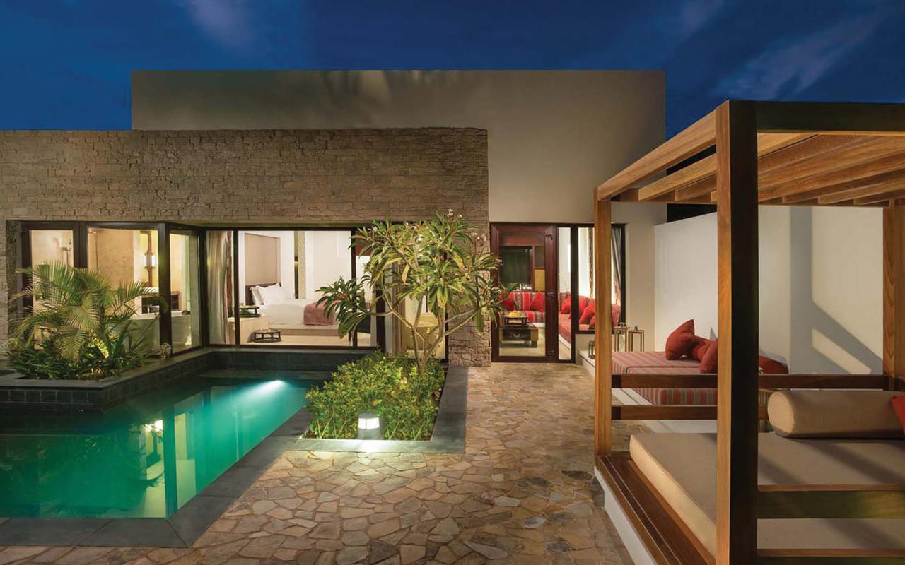 One Bedroom Lagoon View Pool Villa