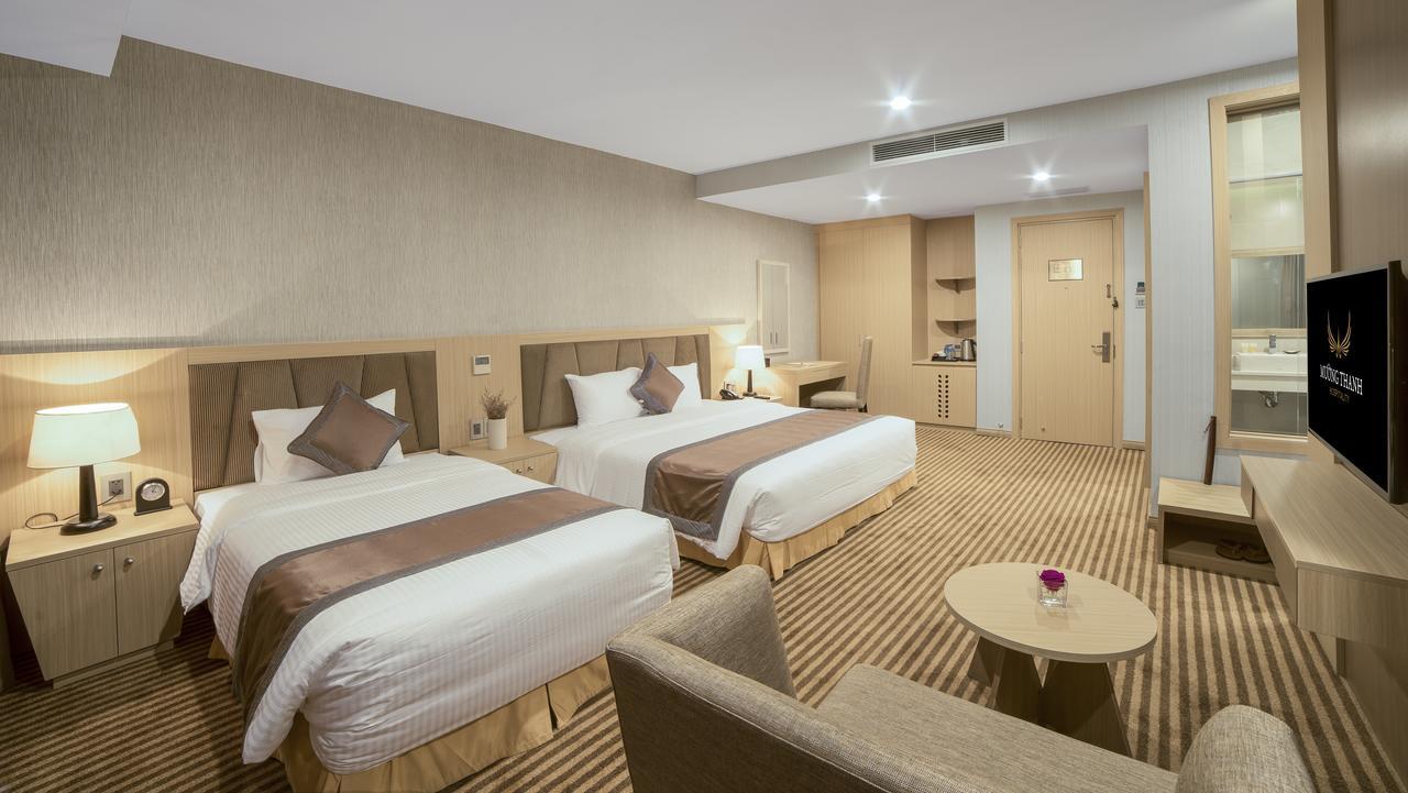 Deluxe Family Room