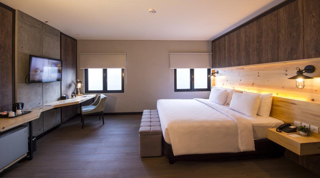 Premier Suite