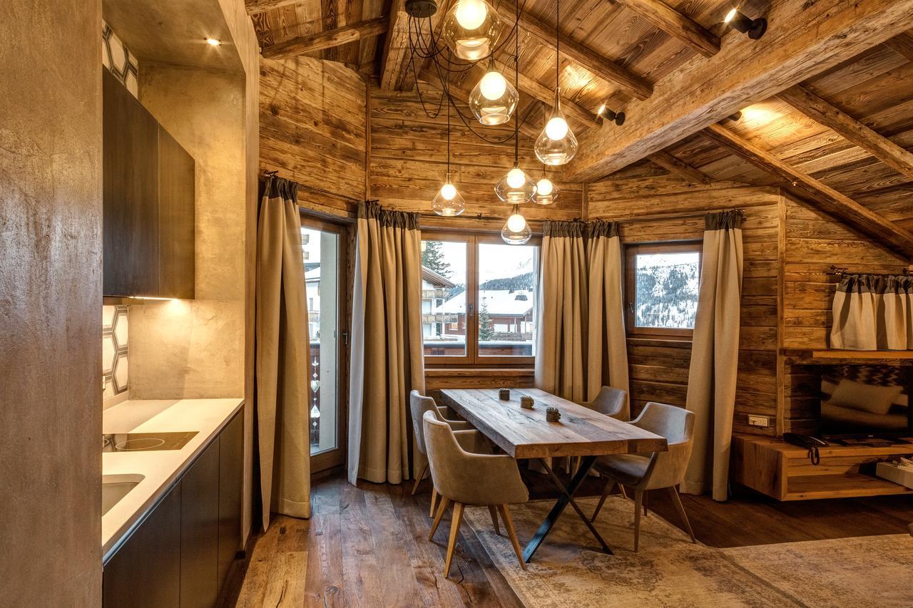 Luxury Suite