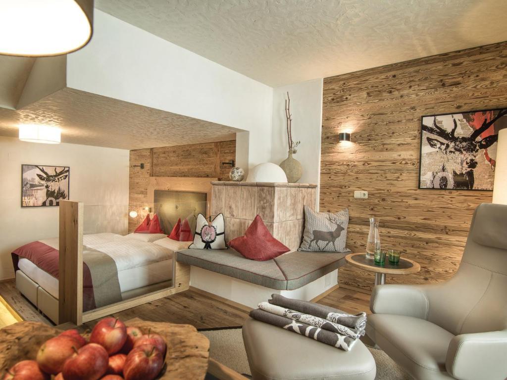 Deluxe Suite with Balcony