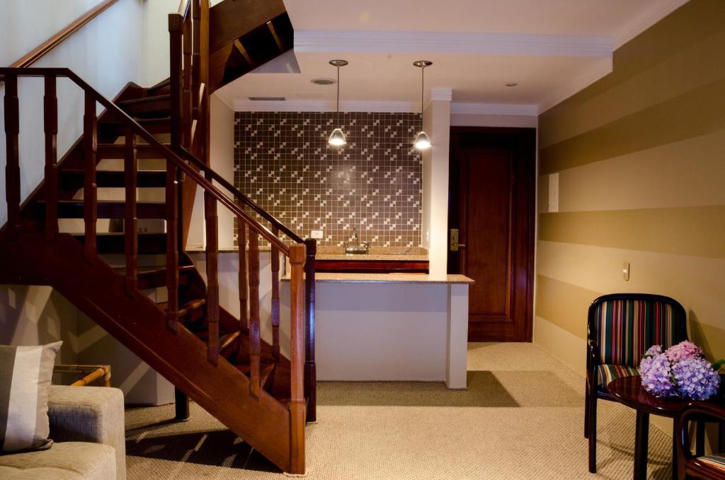 Suite with Mountain View