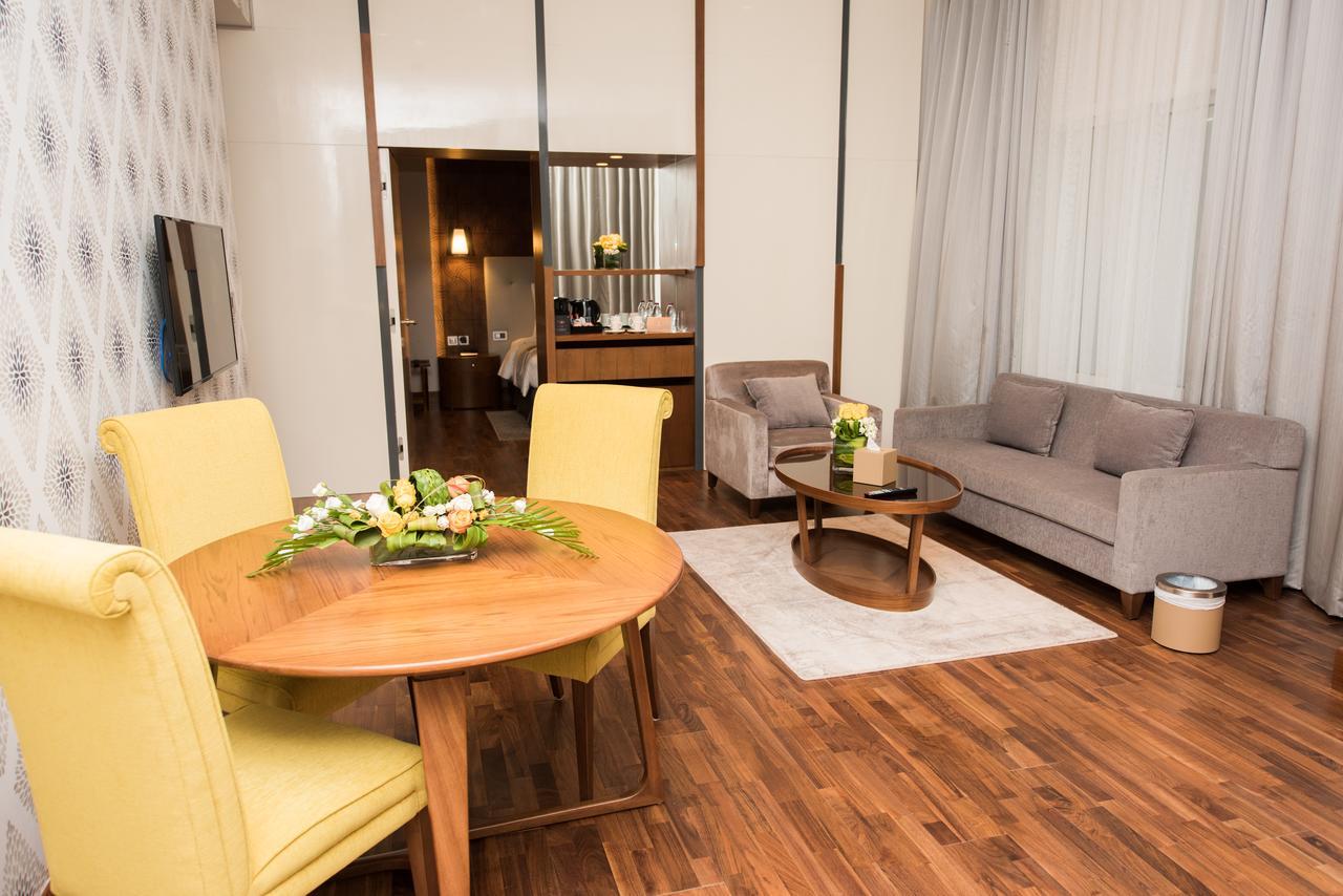 Executive Suite