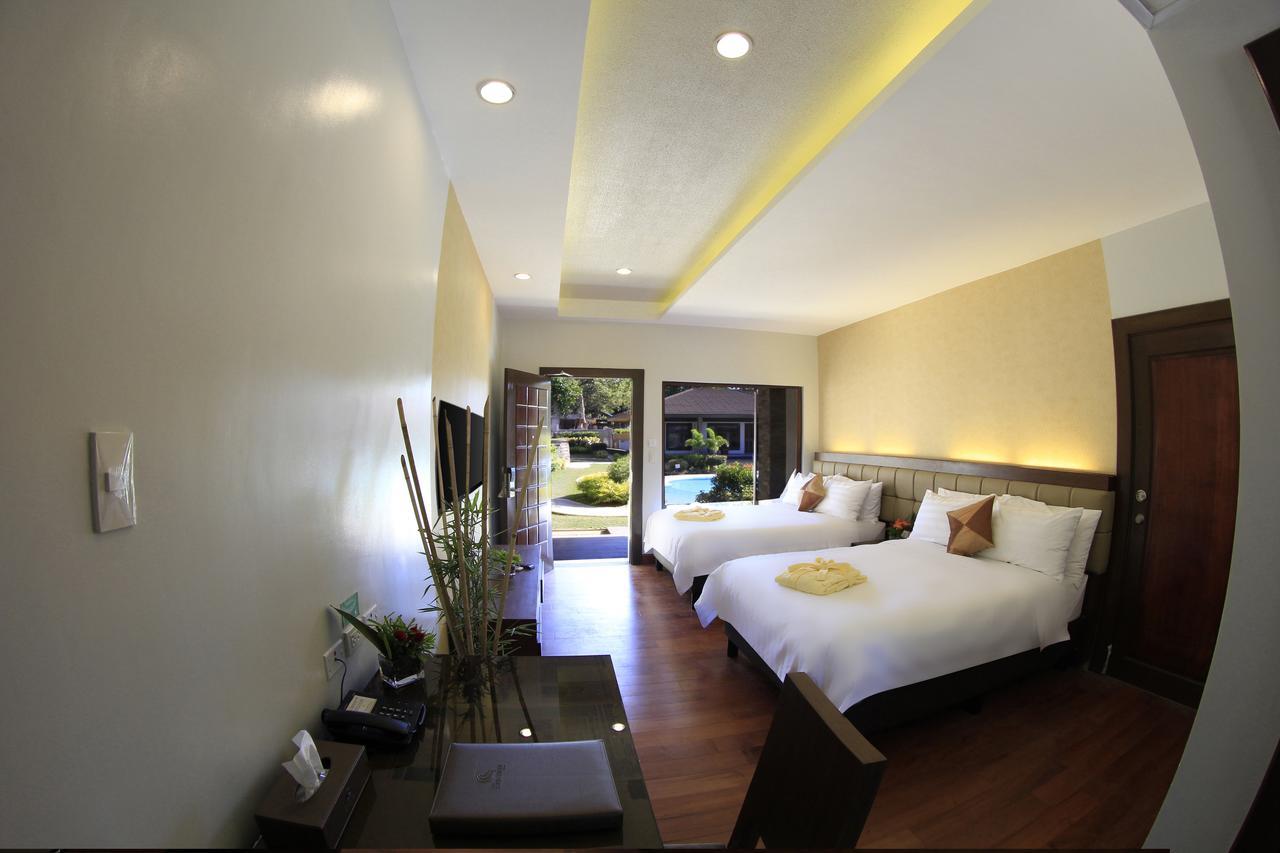 Premier Twin Room with Pool View