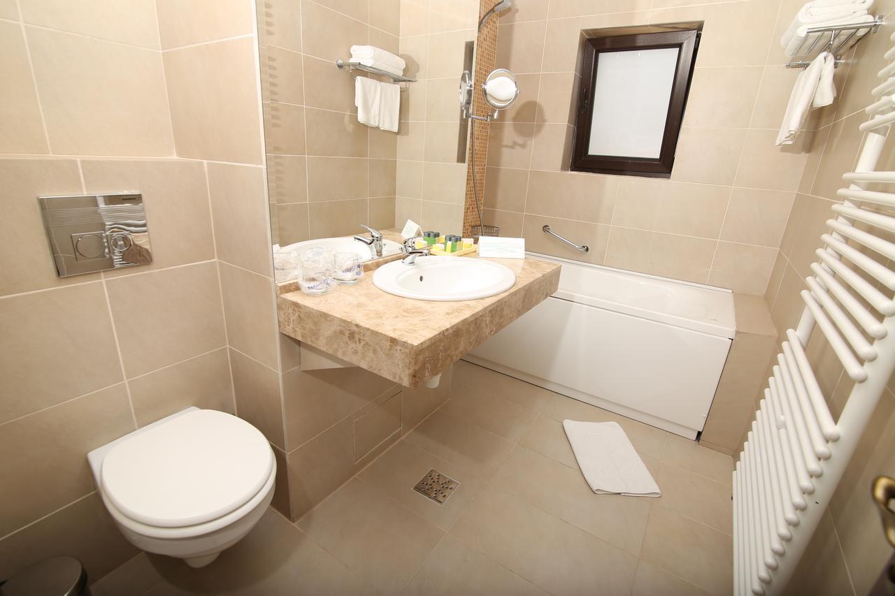 Superior Double or Twin Room with Balcony 4****