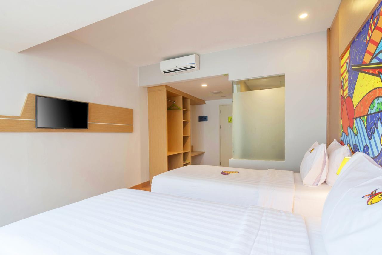 Max Happiness Twin Room