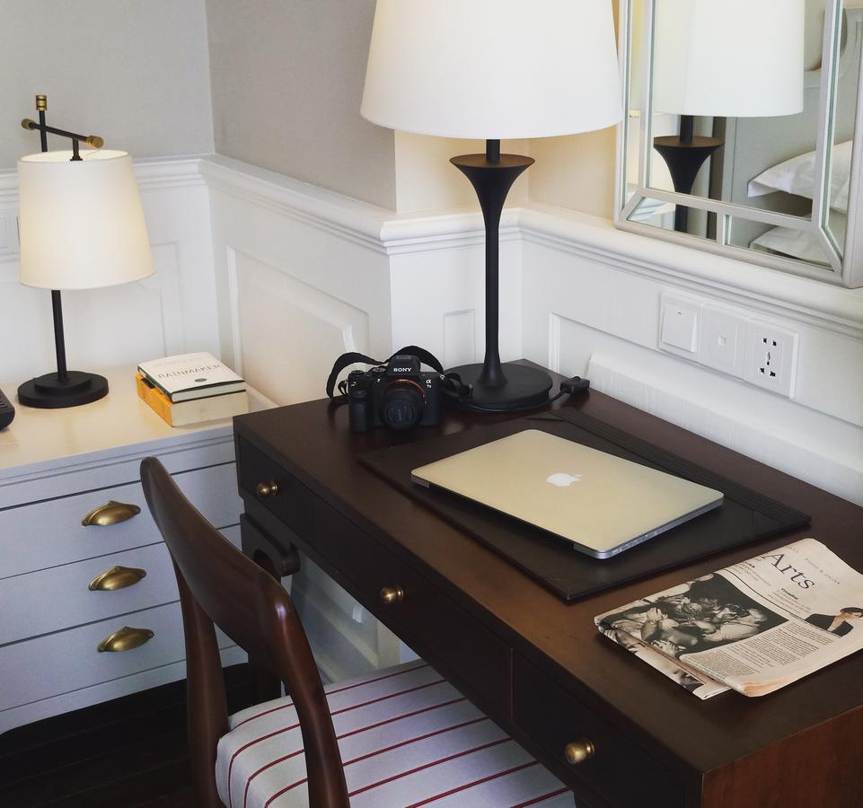 Signature Room