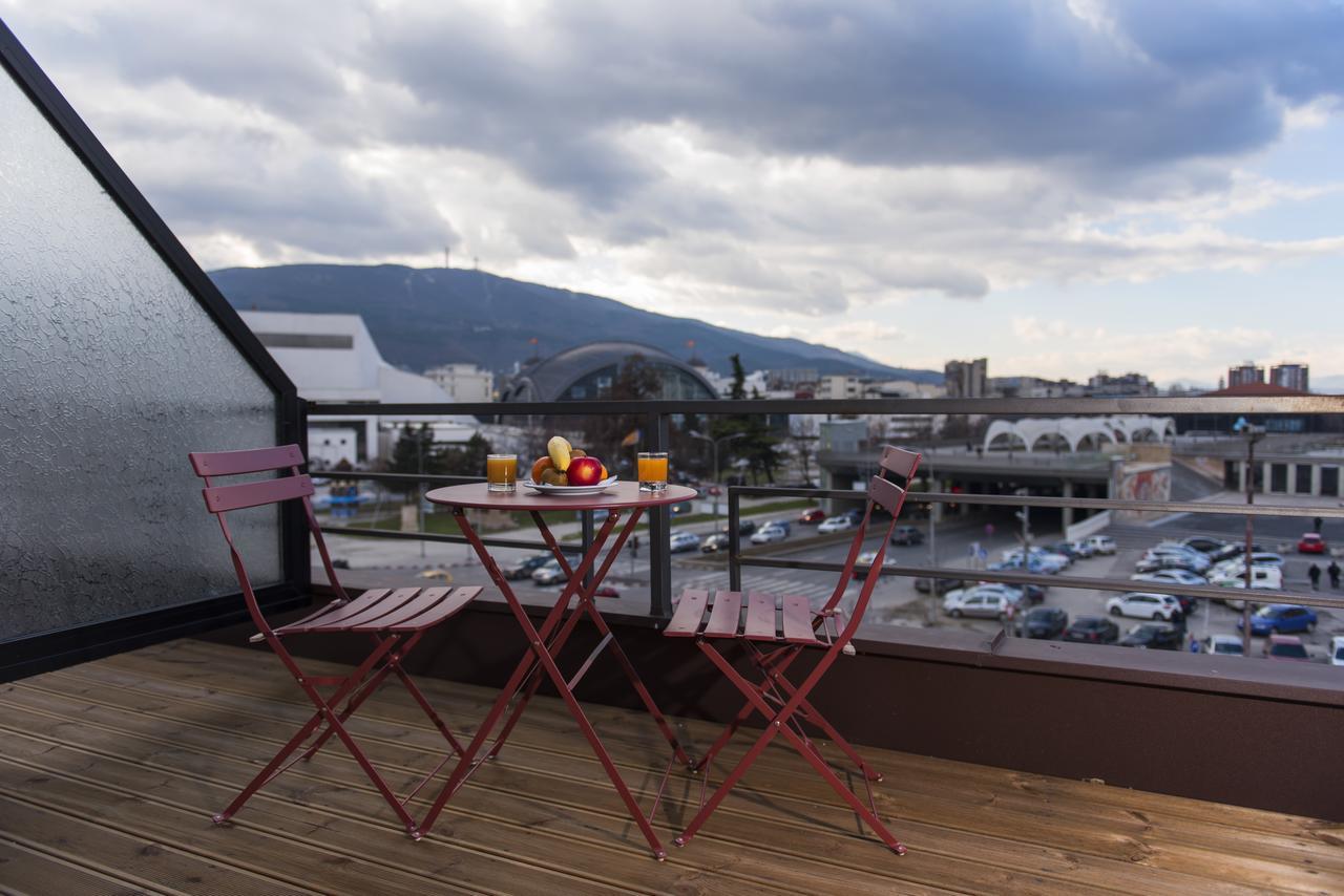 Superior Double Room with Bath, Balcony and City View