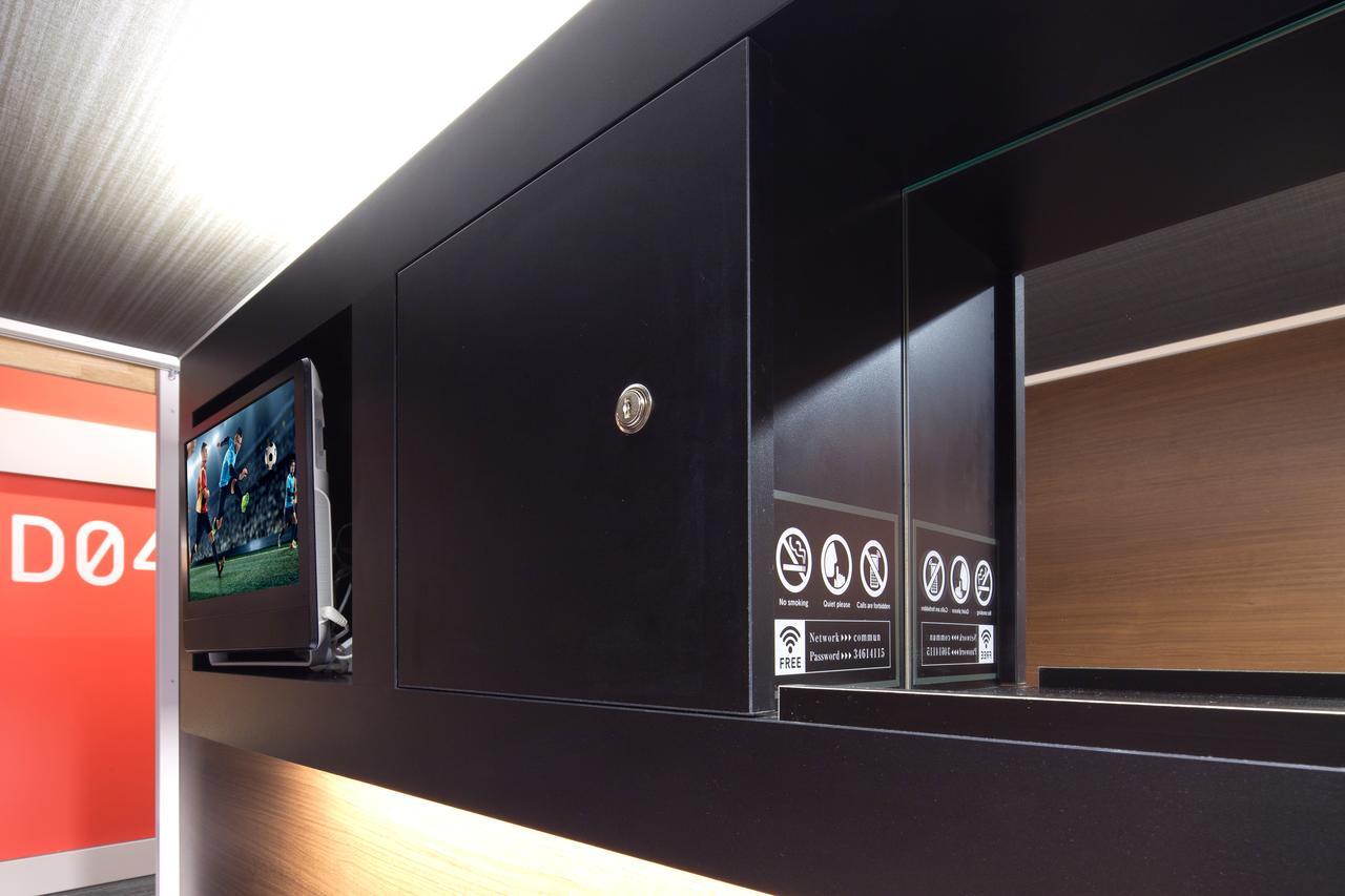 Standard Capsule Room for Male